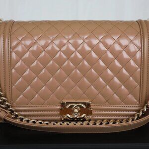 PERFECT Chanel Medium Boy Bag Beige Patent Leather w/ Original Box & Accessories